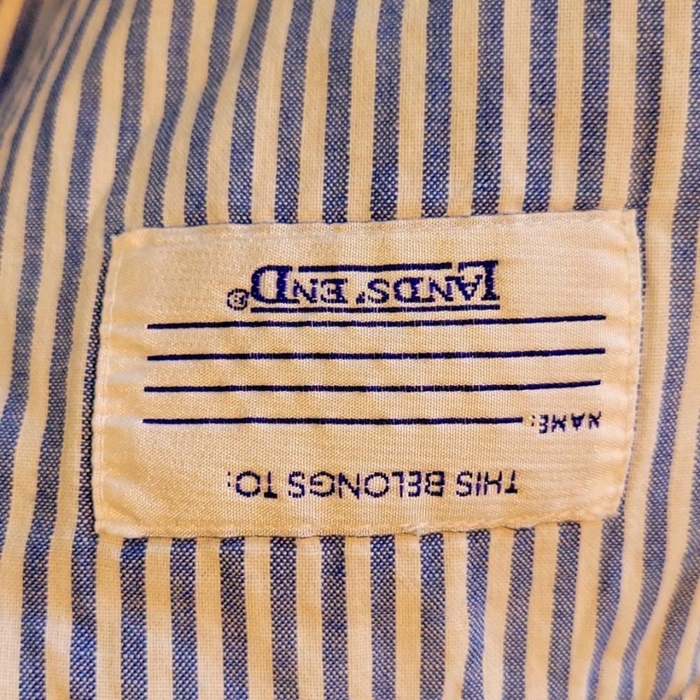 Vintage barn jacket with hood size 2T blue denim with seer sucker lining